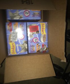 Purina Friskies Gravy Wet Cat Food Variety Pack, Shreds - (24) 5.5 oz. Cans Chicken, Turkey, Beef, Cheese 5.5 Ounce (Pack of 24) 34 61OgWhzJW1L