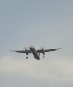 Nikon Coolpix L340 20.2 MP Digital Camera with 28x Optical Zoom and 3.0-Inch LCD (Black) Base 68 61PLysFaanL