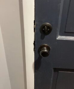 Kwikset Belleview Front Door Lock Handle and Deadbolt Set, Entry Handleset Exterior with Interior Door Knob, Venetian Bronze, Pick Resistant SmartKey Rekey Deadbolt Security Brown 33 61PQzKDw67L