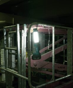 Makita DML806 18V LXT Lithium-Ion Cordless L.E.D. Lantern/Flashlight Tool Teal 33 61PUleC PL