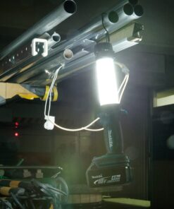 Makita DML806 18V LXT Lithium-Ion Cordless L.E.D. Lantern/Flashlight Tool Teal 32 61PZlLP6vHL