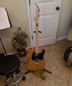 Squier Affinity Series Telecaster Electric Guitar, Butterscotch Blonde, Maple Fingerboard Right Handed 45 61Pc bwFGLL