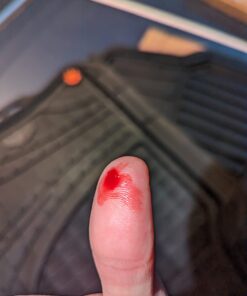 Armor All® 4-Piece Rubber Floor Mats, All-Weather Protection, Universal, Trim to Fit Front, Back, Full Coverage Custom Fit Mats for Cars, Trucks, SUVs - (Black) 4-Piece Black Rubber Floor Mats 57 61RHXMa955L