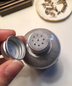 Handmade Heroes Non Aerosol Dry Shampoo Volume Powder | 1.8oz | 100% Natural & Vegan | For Dark Hair & Brunette Hair 01 - Medium to Dark Hair (1pc) 38 61RYShXFsPL