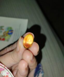 Garden of Life Oceans Mom Prenatal Fish Oil DHA, Omega 3 Fish Oil Supplement - Strawberry, 350mg Prenatal DHA Pregnancy Fish Oil Support for Mamas, Babys Brain & Eye Development, 30 Small Softgels 33 61S0b8BXL