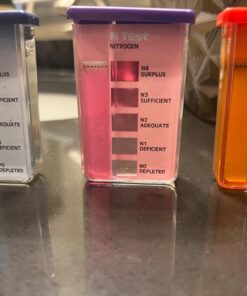 Luster Leaf 1601 Rapitest Test Kit for Soil pH, Nitrogen, Phosphorous and Potash, 1 Pack Soil Test Kit for pH, N, P and K 40 Tests 36 61TSO89yYaL