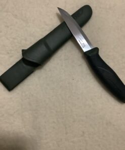 Morakniv Companion Fixed Blade Outdoor Knife with Sandvik Stainless Steel Blade, 4.1-Inch, Military Green 29 61VUTxVb5CL