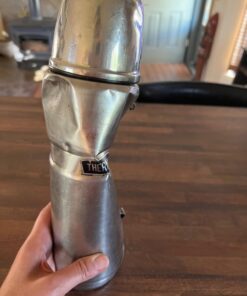 THERMOS Stainless King Vacuum-Insulated Beverage Bottle, 40 Ounce, Blue 36 61VyAc7VzJL