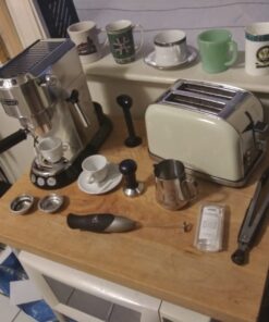 De'Longhi Dedica EC680M, Espresso Machine, Coffee and Cappucino Maker with Milk Frother, Metal / Stainless, Compact Design 6 in Wide, Fit Mug Up to 5 in 26 61W5BTzcdL