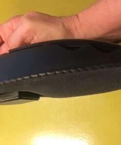 ChargerCity Hippo Series NonSlip Dashboard Beanbag Friction Mount for Garmin Nuvi, TomTom, Via GO and other 4-6 Inch GPS Devices and Smartphones 42 61WsnO3L60L