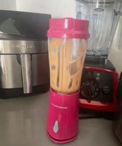 Hamilton Beach Portable Blender for Shakes and Smoothies with 14 Oz BPA Free Travel Cup and Lid, Durable Stainless Steel Blades for Powerful Blending Performance, Raspberry (51131) 14 oz. 1 Jar 33 61X3sBf6TL