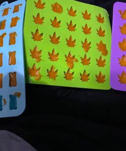 PJ BOLD Marijuana Weed Leaf Gummy Molds Silicone Candy Mold Kit - 3 Pack Dropper 40 61XNnU8NHHL