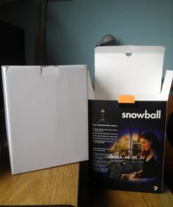 Logitech for Creators Blue Snowball USB Microphone for PC, Mac, Gaming, Recording, Streaming, Podcasting, Condenser Mic with Cardioid and Omnidirectional Pickup Patterns, Stylish Retro Design – Black Gloss Black 82 61XgKjgbTFL