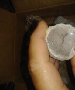 Break Your Own Geodes - Set of 12 - STEM Toy and Classroom Learning 39 61Y5u5smBkL