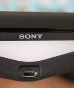 DualShock 4 Wireless Controller for PlayStation 4 - Jet Black 45 61YIb99EeDL