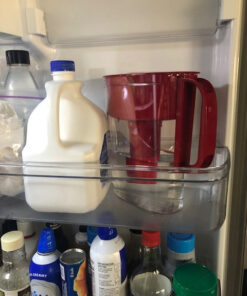 Brita Water Filter Pitcher for Tap and Drinking Water with 1 Standard Filter, Lasts 2 Months, 6-Cup Capacity, Christmas Gift for Men and Women, BPA Free, Red 60 61YviSUZ7jL