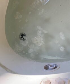 Oh Yuk Jetted Tub Cleaner for Jacuzzis, Bathtubs, and Whirlpools - 16 Ounces 16 Fl Oz (Pack of 1) 31 61ZqIsUVUZL