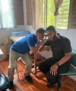 【Lifetime Warranty】4th Generation Doctor Mom LED Pocket Pro Otoscope with both Adult and Pediatric Disposable Specula Tips, Battery, and Protective Hard Plastic Case 29 61b5MeucpNL