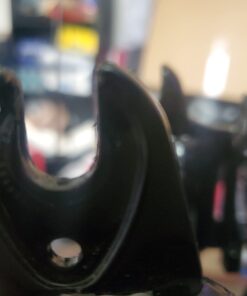 Mongoose Impasse Full Suspension Mountain Bike, Men and Women, 18-Inch Aluminum Frame, 29-Inch Wheels, Front and Rear Disc Brakes, Twist Shifters, 21-Speed Rear Deraileur, Silver 38 61bXVdkRLUL