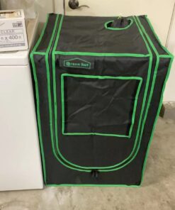 Green Hut 2x2 Grow Tent, 24"x24"x36" 600D Mylar Hydroponic Growing Tents for Plants Inside Reflective Grow Tent Growing Room Hydroponic System 24"X24"X36" 35 61bdFtykKzL