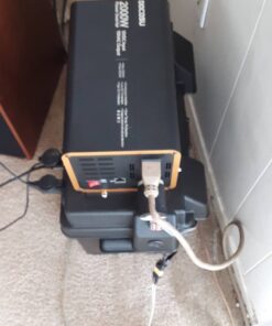 NOCO Snap-Top HM318BKS Battery Box, Group 24-31 12V Outdoor Waterproof Battery Box for Marine, Automotive, RV, Boat, Camper and Travel Trailer Batteries 57 61bhTcWV06L