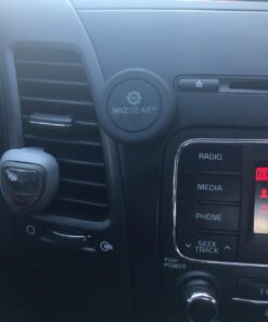 WixGear Universal Flat Stick On Dashboard Magnetic Car Mount Holder for Cell Phones and Mini Tablets with Fast Swift-Snap Technology - Extra Slim 72 61bmiC0yWiL