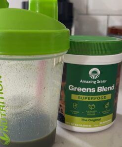 Amazing Grass Greens Blend Superfood: Super Greens Powder Smoothie Mix for Boost Energy ,with Organic Spirulina, Chlorella, Beet Root Powder, Digestive Enzymes & Probiotics, Original, 30 Servings Superfood - Original 30 Servings (Pack of 1) 39 61bt3uNOkmL