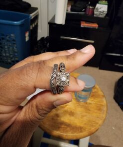 Complete Jewelry Cleaning Kit Polishing w/Cloth, Brush and Jewelry Cleaner Solution for all Jewelry. Gold, Silver, Diamond Ring Cleaner, Earring, Fine & Fashion Cleaning Made in the USA Gentle Jewelry Kit 48 61cFaF9HhnL