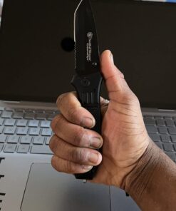 Smith & Wesson SWFR2S 8in High Carbon S.S. Folding Knife with 3.3in Tanto Point Serrated Blade and Aluminum Handle for Outdoor, Tactical, Survival and EDC Box 22 61cJN7CLhqL