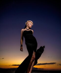 Godox AD400 Pro AD400Pro Outdoor Flash Strobe, Portable 400W 2.4G TTL 1/8000 HSS Monolight, 0.01-1s Recycle, 30W LED Modeling Lamp with Rechargeable Battery and Bowens Mount 71 61d4eh4vwmL