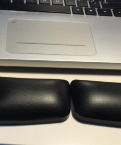 3M Gel Wrist Rest for Mouse, Soothing Gel Comfort with Durable, Easy to Clean Leatherette Cover, Antimicrobial Product Protection, 6.9", Black (WR305LE) 35 61drI gzmIL