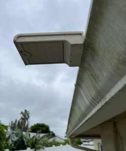 InnoGear Solar Gutter Lights, 24 LEDs Solar Motion Sensor Lights IP65 Waterproof Solar Outdoor Lights Solar Wall Lights Security Lighting for Yard Porch Patio, Pack of 4 37 61elXnB60GL