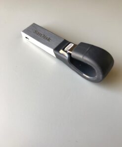 SanDisk 32GB iXpand Flash Drive for iPhone and iPad - SDIX30C-032G-GN6NN, Black 33 61fvyzlgmxL