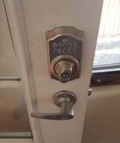 Schlage BE365 V CAM 619 Camelot Keypad Deadbolt, Electronic Keyless Entry Lock, Satin Nickel 30 61h6OWz0BJL