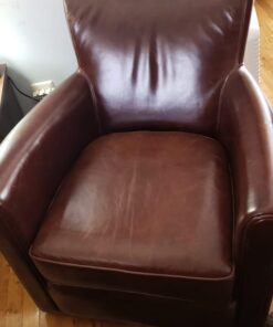 Weiman Leather Cleaner & Conditioner - 12 Fl Oz - Non Toxic Cleans Conditions and Restores Leather Surfaces - UV Protectants Help Prevent Cracking or Fading of Leather Couches Car Seats Shoes Purses 44 61hMf4hmnhL