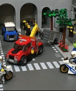 LEGO City Police Tow Truck Trouble 60137 Building Toy (144 Pieces) (Discontinued by Manufacturer) 25 61hTsEt8IL