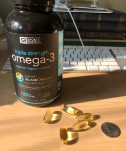 Sports Research Triple Strength Omega 3 Fish Oil 1250mg from Wild Alaska Pollock | Burpless Fish Oil Supplement with Omega-3 EPA & DHA |Sustainably Sourced, Non-GMO, Gluten Free - 180 Softgels 180 Count (Pack of 1) 46 61hkMZPiLL
