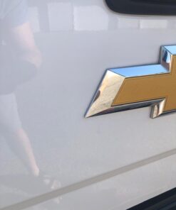 Mothers California Gold Clay Bar System for Car Detailing, Kit Includes Detailer, 3 Clay Bars, and Microfiber Towel (07240) Original Kit (3 bars) 40 61iPXHHhuAL