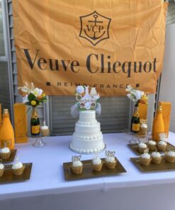 SUYEPER 100pcs Cupcake Wrappers Artistic Bake Cake Paper Cups Little Vine Lace Laser Cut Liner Baking Cup Muffin Case Trays for Wedding Party Birthday Decoration (Gold) Gold 32 61iZ41nHjjL