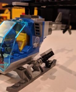 LEGO City Town 60097 City Square Building Kit 44 61jeYVW6b8L