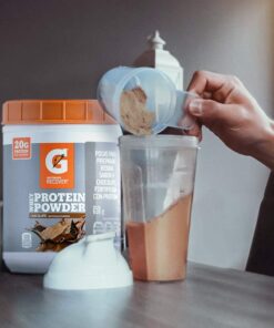 Gatorade Whey Protein Powder, Chocolate, 22.4 Ounce (20 servings per canister, 20 grams of protein per serving) 11 61ji8mUQEdL