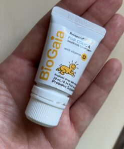BioGaia Protectis Baby Probiotic Drops + Vitamin D | Reduces Colic, Gas & Spit-ups | Healthy Poops | Reduces Crying & Fussing & Promotes Digestive Comfort | Newborns, Babies & Infants | 0.34 oz 0.34 Fl Oz (Pack of 1) 25 61jmC4kkd7L