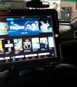 TFY Universal Car Headrest Mount, Fits 7-11 Inch Tablets - iPad, Samsung Galaxy Tab & Note, Adjustable Strap, Detachable, Portable, No Protruding Parts 38 61jvvwPTCL