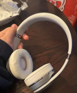 Beats Solo3 Wireless On-Ear Headphones - Apple W1 Headphone Chip, Class 1 Bluetooth, 40 Hours of Listening Time, Built-in Microphone - Silver (Latest Model) Without AppleCare+ 29 61kQzFE6VzL