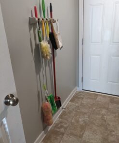 HOME IT Mop And Broom Holder - Garage Storage Systems with 5 Slots, 6 Hooks, 7.5lbs Capacity Per Slot - Garden Tool Organizer For 11 Tools - For Home, Kitchen, Closet, Laundry Room - Off-White 41 61kvinPsm1L