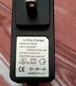 SecurityIng Waterproof 700 Lumens LED Bicycle Light 4 Modes Super Bright Bike Lamp Headlight + 8.4V Rechargeable Battery Pack + Charger for Camping, Cycling, Hiking, Riding 37 61kz7MZl7vL