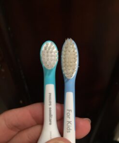 Philips Sonicare for Kids 3+ Genuine Replacement Toothbrush Heads, 2 Brush Heads, Turquoise and White, Compact, HX6032/94 Kids 3+ 43 61lehTjSUgL
