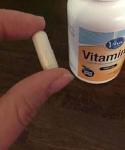 Viva Naturals Vitamin C 1000mg - Non-GMO Vitamin C Supplements with Citrus Bioflavonoids & Rose Hips for Immune Support & Antioxidant Protection, 250 Vegetarian Capsules 30 61mLe7oELyL