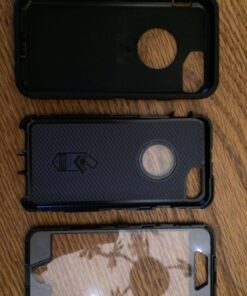 OtterBox iPhone SE 3rd & 2nd Gen, iPhone 8 & iPhone 7 (not compatible with Plus sized models) Defender Series Case - BLACK, rugged & durable, with port protection, includes holster clip kickstand Frustration Free Packaging 45 61mhPMKxa8L