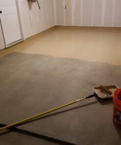 Rust-Oleum 238466 Epoxy Shield Esh-06 Professional Based Floor Coating Kit, Liquid, Tan, Solvent Like, 263 G/L Voc, 2 Gallon (Pack of 1), Dunes Sand, 11 Fl Oz 48 61mkWAWdpAL